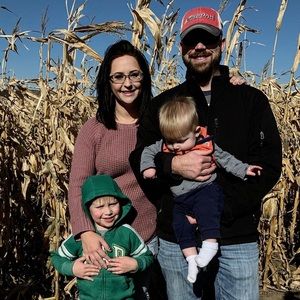 Meet your Posher, Marissa